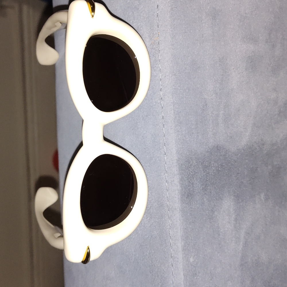 Loewe cream shades ORIGINAL NEW